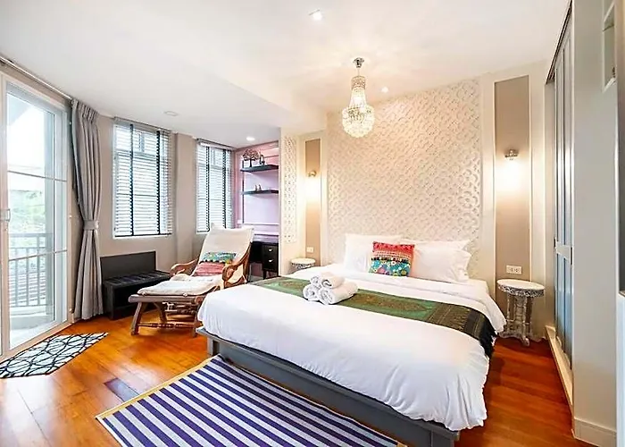 Miq Rama9 _villa 3br In City/jodd Fair/mrt/65”tv 酒店 曼谷