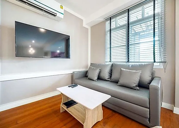 酒店 Miq Rama9 _villa 3br In City/jodd Fair/mrt/65”tv 2*