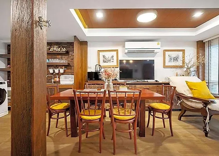 Miq Rama9 _villa 3br In City/jodd Fair/mrt/65”tv 2* 曼谷