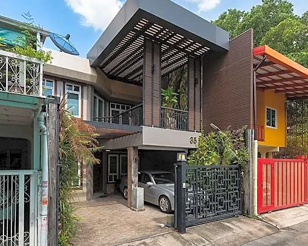 Miq Rama9 _villa 3br In City/jodd Fair/mrt/65”tv 酒店 2*